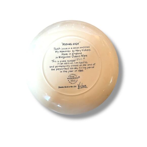 Riding High - 6th Issue My Memories Collection - Wedgwood Plate 1986 - Picture 2 of 3